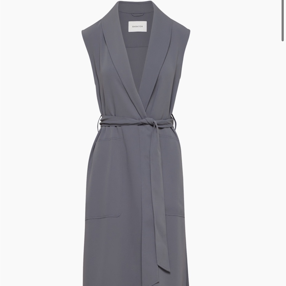 Aritzia Babaton Kahlo Sleeveless Robe in Vintage Navy